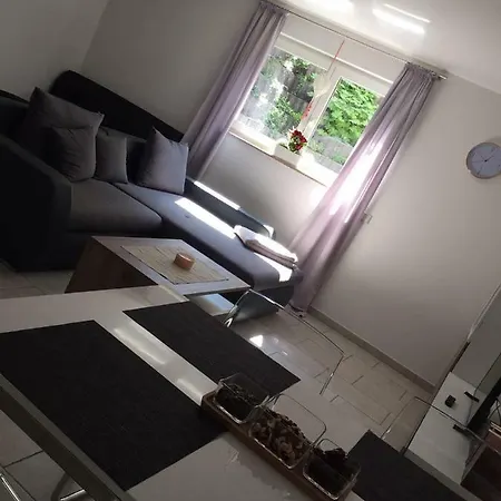 Apartment Mi&ca702 *